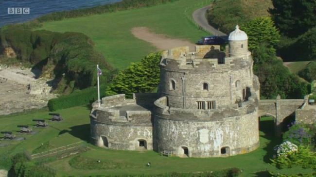 bbc纪录片城堡英国壁垒历史castlesbritainsfortifiedhistory2016全3